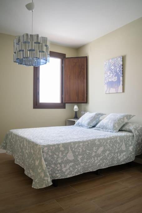 Optimus Corazon De Triana Apartment Sevilla Bagian luar foto